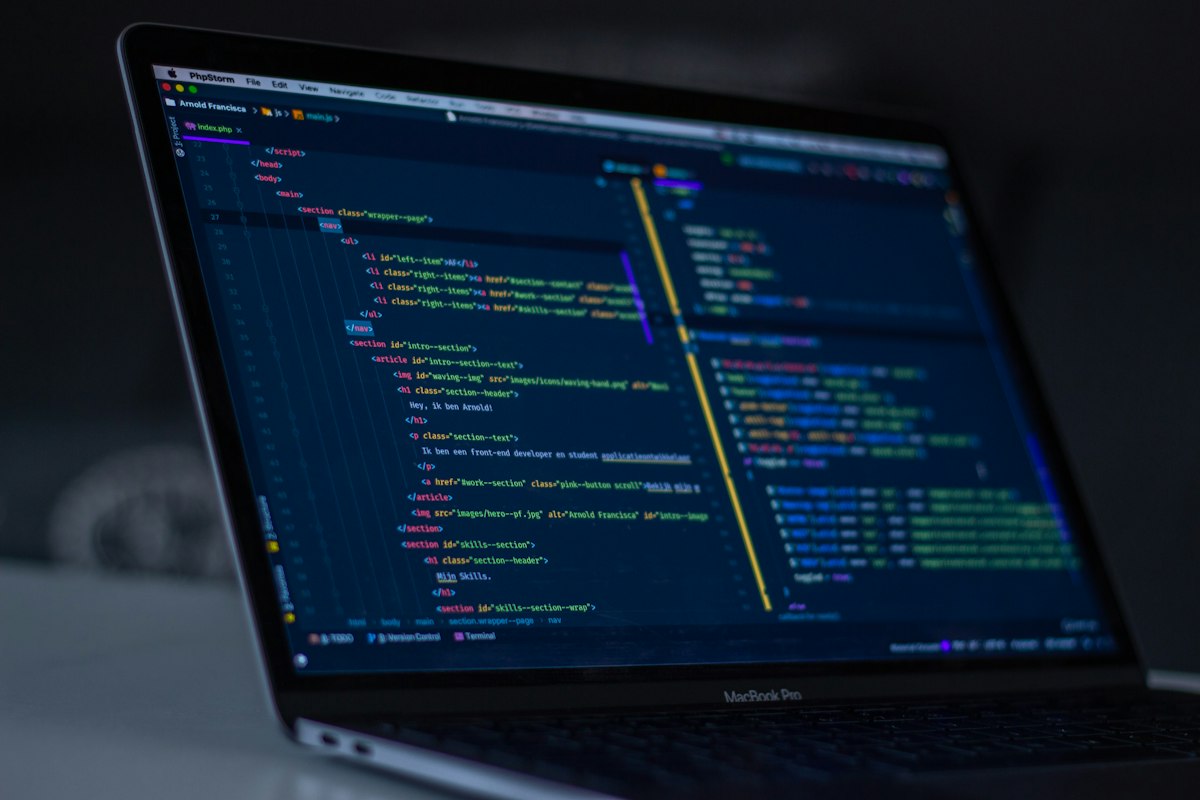React code editor showing component implementation